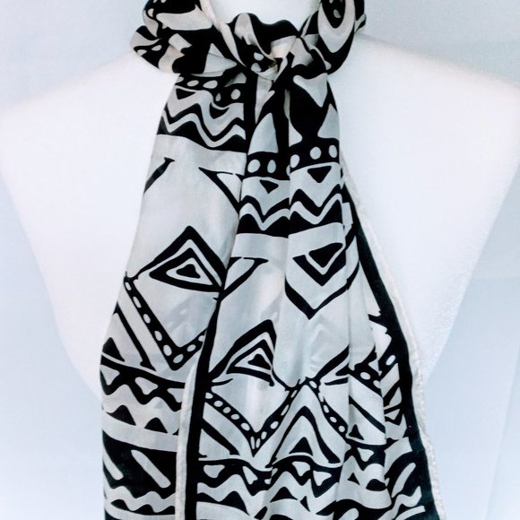 Oscar de la Renta Silk Scarf Geometric Design - Picture 1 of 5